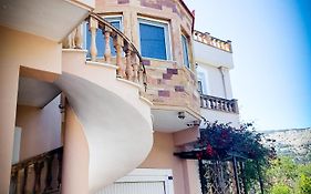 Artemis Residence
